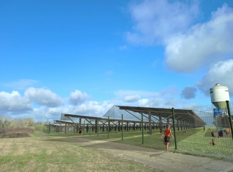 UNITe construit une volière en partie couverte par des panneaux photovoltaïques. ©UNITe