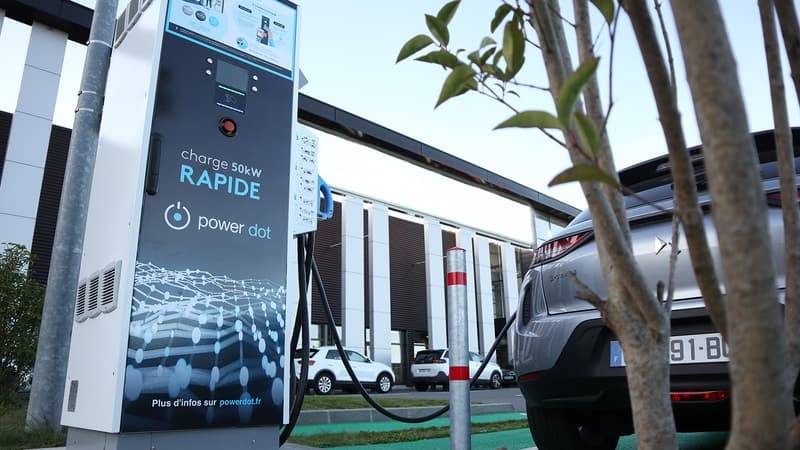 Une station de recharge de Power Dot. 