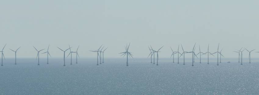 Total entre dans l'éolien offshore flottant du UK.
