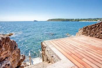 La Côte d'Azur. © Barnes