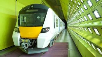 Train xlt - UK - © 3i Group - 800